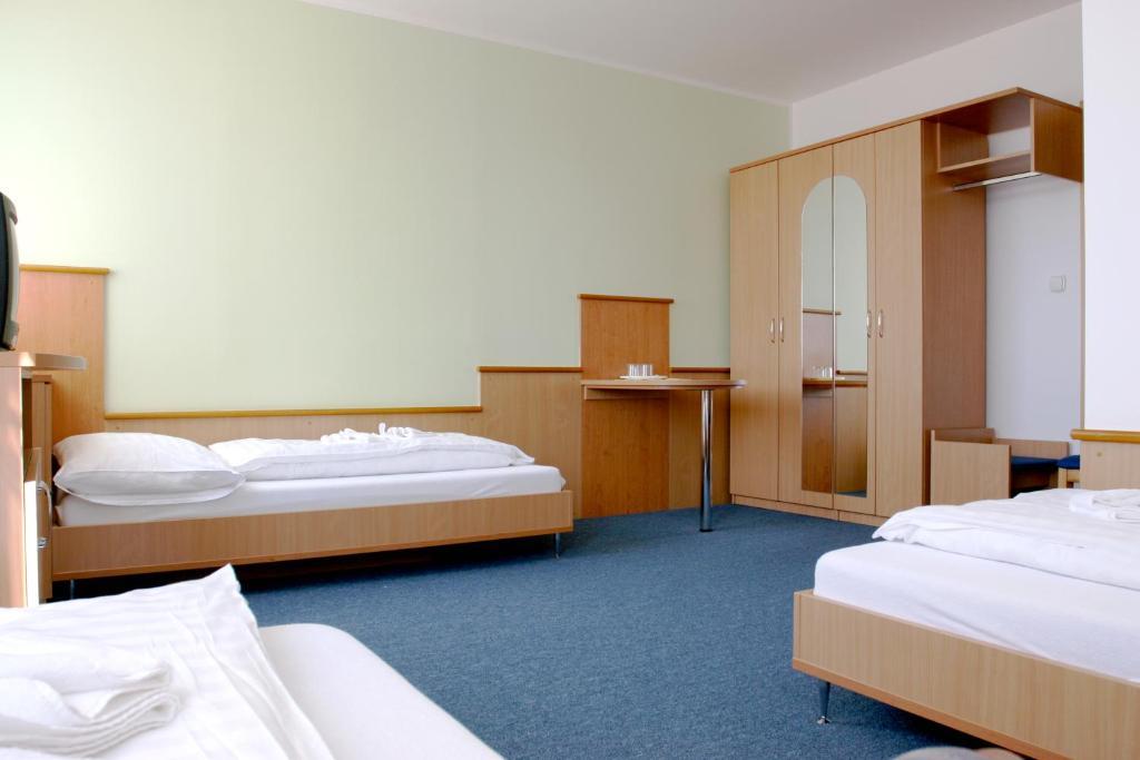 Garni G Hotel Zilina Luaran gambar