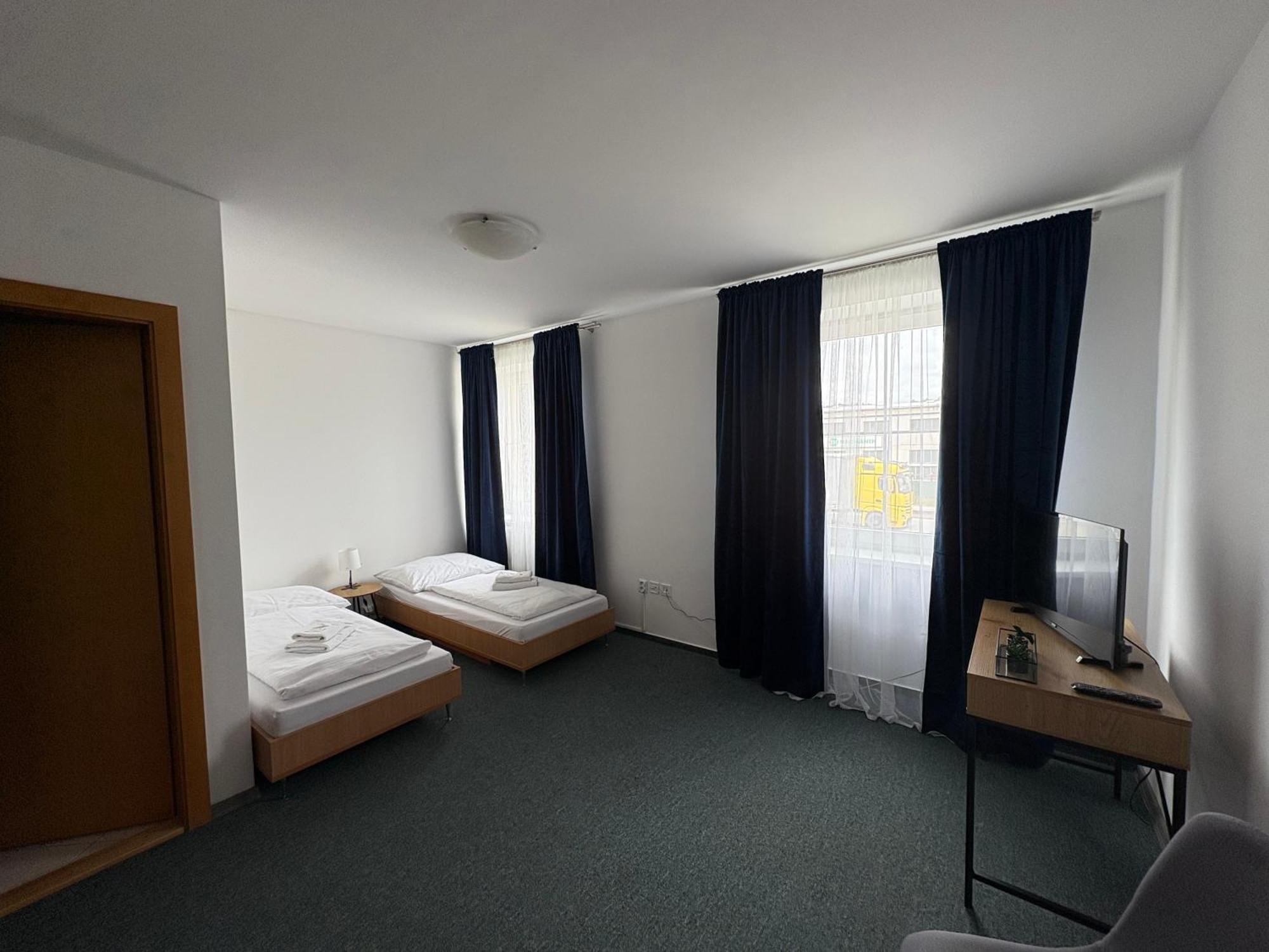 Garni G Hotel Zilina Luaran gambar