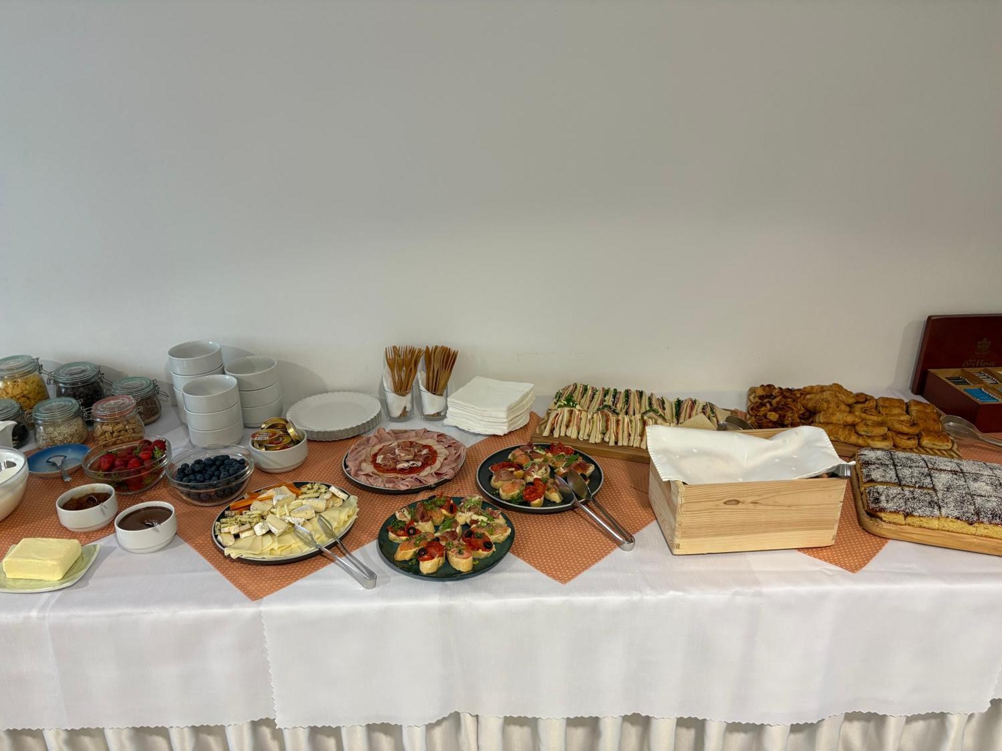 Garni G Hotel Zilina Luaran gambar